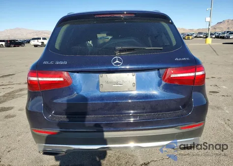 2018 Mercedes-Benz Glc 300 4Matic z USA, uszkodzony, nr VIN WDC0G4KB4JV071220